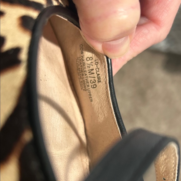 Louise et Cie Leopard Flats - Picture 5 of 5